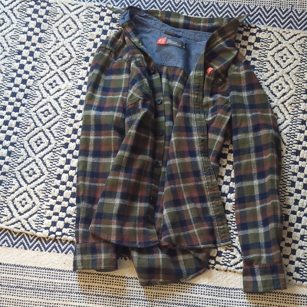 The American Outdoorsman Small Flannel